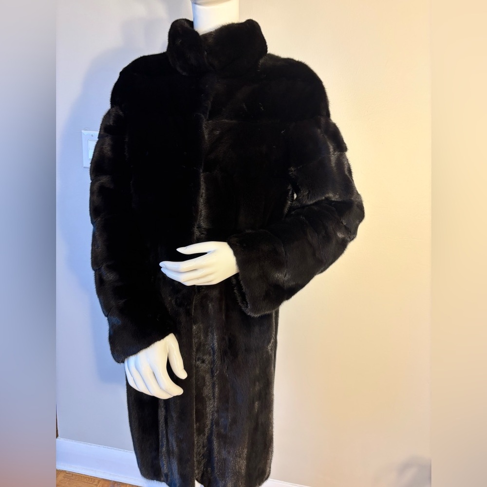 New Black Mink Fur Coat – Giorgio Amato (Kopenhagen Fur, Burgundy Quality)
